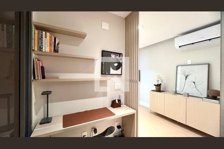 Hall social de apartamento à venda com 1 quarto, 44m² em Pinheiros, São Paulo