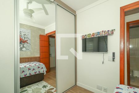 Quarto 2 de apartamento à venda com 2 quartos, 54m² em Morro Santana, Porto Alegre