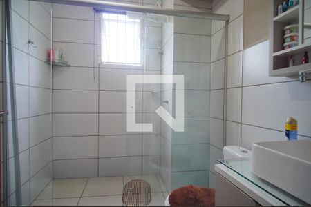 Banheiro de apartamento à venda com 2 quartos, 50m² em Canudos, Novo Hamburgo