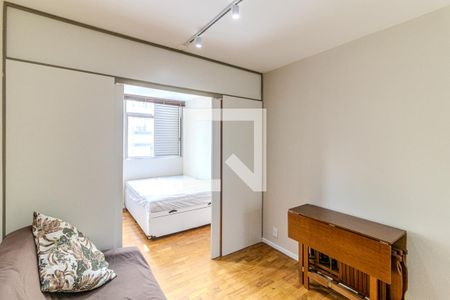 Sala de kitnet/studio para alugar com 1 quarto, 37m² em Vila Buarque, São Paulo
