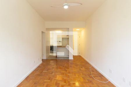 Detalhe da sala de apartamento para alugar com 3 quartos, 80m² em Botafogo, Rio de Janeiro