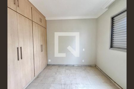 Foto 16 de apartamento à venda com 4 quartos, 115m² em Itapoã, Belo Horizonte