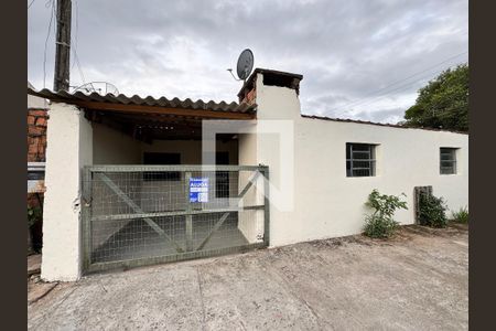 Fachada de casa para alugar com 2 quartos, 50m² em Feitoria Seller, São Leopoldo