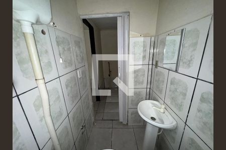 Banheiro de casa para alugar com 2 quartos, 50m² em Feitoria Seller, São Leopoldo