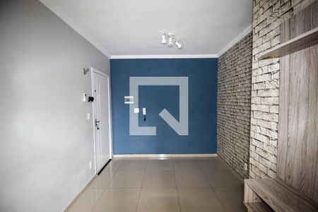 Sala de apartamento para alugar com 2 quartos, 50m² em Jardim Simus, Sorocaba