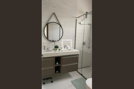 Banheiro de casa de condomínio para alugar com 3 quartos, 245m² em Jardim Residencial da Villa Suiça, Indaiatuba