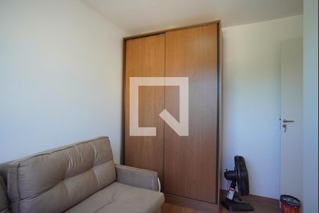 Quarto 1 de apartamento à venda com 2 quartos, 40m² em Rubem Berta, Porto Alegre