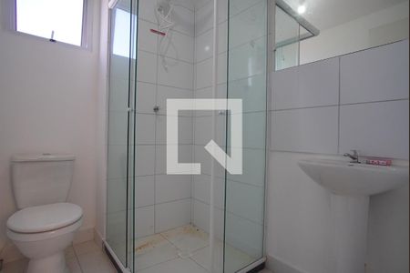 Banheiro  de apartamento à venda com 2 quartos, 40m² em Rubem Berta, Porto Alegre