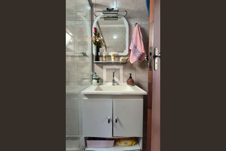 Banheiro da suíte de apartamento à venda com 3 quartos, 196m² em Vila Guiomar, Santo André