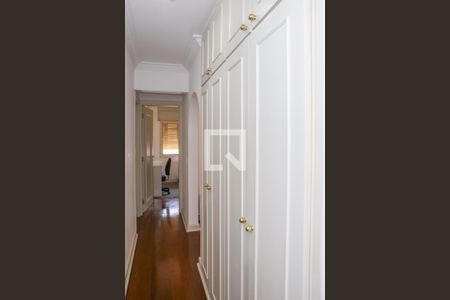 Corredor de apartamento à venda com 3 quartos, 105m² em Perdizes, São Paulo