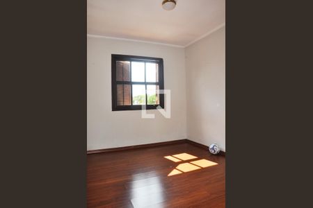 Quarto 2 de casa à venda com 4 quartos, 350m² em Vila Zulmira, São Paulo