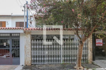 Fachada de casa à venda com 3 quartos, 245m² em Vila Ribeiro de Barros, São Paulo