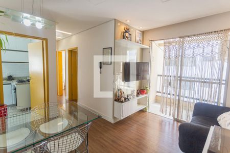 Sala de apartamento para alugar com 2 quartos, 74m² em Sagrada Família, Belo Horizonte