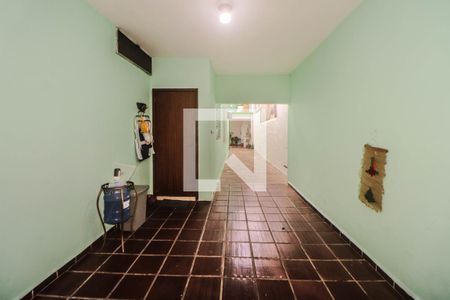 Garagem de casa à venda com 3 quartos, 159m² em Sarandi, Porto Alegre