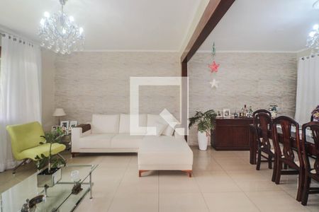 Sala de casa à venda com 3 quartos, 159m² em Sarandi, Porto Alegre