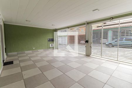 Garagem de casa à venda com 4 quartos, 252m² em Jardim Brasil, São Paulo