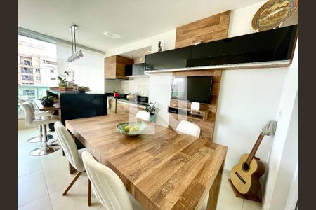 Sala de apartamento à venda com 3 quartos, 186m² em Vila Romana, São Paulo