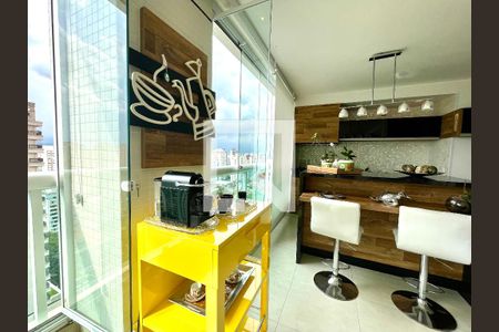 Sala de apartamento à venda com 3 quartos, 186m² em Vila Romana, São Paulo