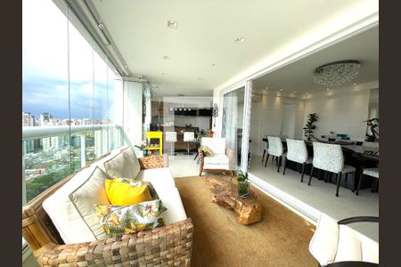 Sala de apartamento à venda com 3 quartos, 186m² em Vila Romana, São Paulo