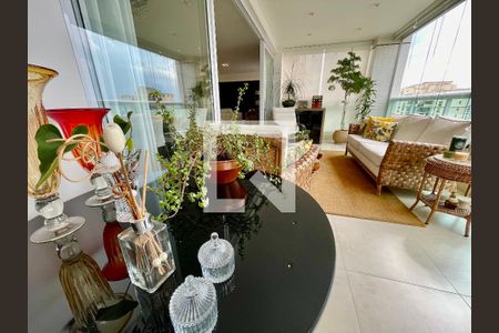 Sala de apartamento à venda com 3 quartos, 186m² em Vila Romana, São Paulo
