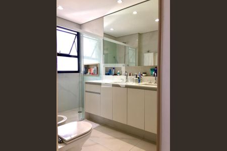 Foto 10 de apartamento à venda com 4 quartos, 240m² em Santa Cecilia, São Paulo