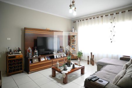 Sala de casa à venda com 5 quartos, 220m² em Vila Santo Estefano, São Paulo