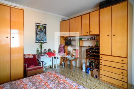 Edicula - Quarto  de casa à venda com 5 quartos, 220m² em Vila Santo Estefano, São Paulo