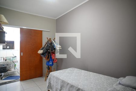 Quarto 1 - Suite de casa à venda com 5 quartos, 220m² em Vila Santo Estefano, São Paulo