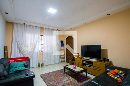 Sala de TV de casa à venda com 3 quartos, 198m² em Parque Marajoara, Santo André