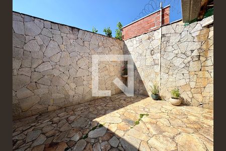 Casa à venda com 178m², 1 quarto e 1 vagaQuintal