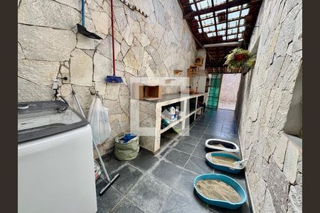 Casa à venda com 178m², 1 quarto e 1 vagaÁrea de Serviço