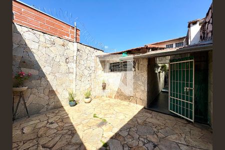 Casa à venda com 178m², 1 quarto e 1 vagaQuintal
