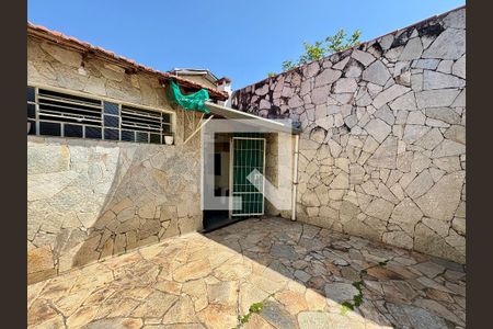 Casa à venda com 178m², 1 quarto e 1 vagaQuintal
