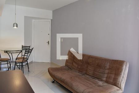 Sala de apartamento para alugar com 1 quarto, 45m² em Centro, Curitiba