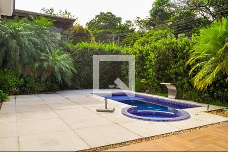 Vista Suíte 5 de casa de condomínio à venda com 5 quartos, 458m² em Pedra Redonda, Porto Alegre