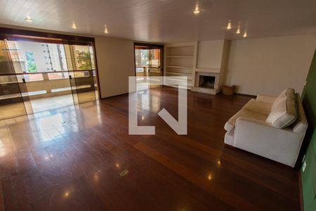 Sala de apartamento à venda com 6 quartos, 450m² em Cambuí, Campinas