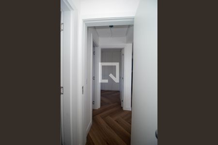 Corredor de apartamento à venda com 2 quartos, 66m² em Tristeza, Porto Alegre