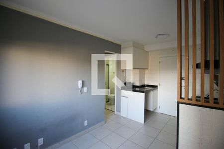 Sala de apartamento para alugar com 2 quartos, 33m² em Itaquera, São Paulo