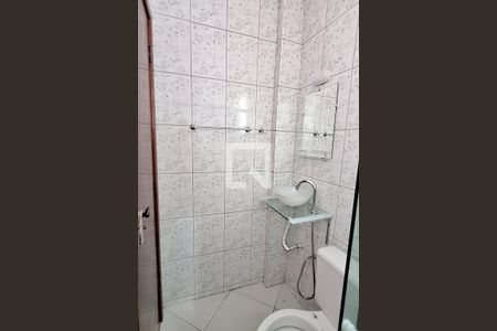 Banheiro 2 de casa para alugar com 4 quartos, 110m² em Parque Uruguaiana, Duque de Caxias