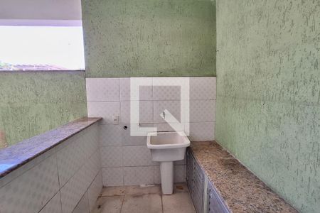 Área de Serviço de casa para alugar com 4 quartos, 110m² em Parque Uruguaiana, Duque de Caxias