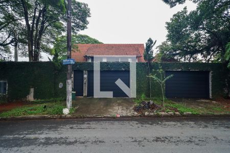 Fachada de casa à venda com 4 quartos, 388m² em Morumbi, São Paulo