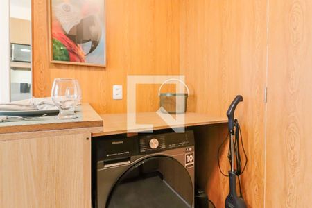 Sala/Cozinha de apartamento para alugar com 1 quarto, 24m² em Vila Butantã, São Paulo