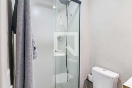 Banheiro de apartamento para alugar com 1 quarto, 24m² em Vila Butantã, São Paulo