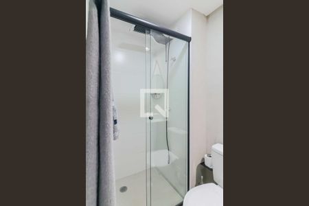 Banheiro de apartamento para alugar com 1 quarto, 24m² em Vila Butantã, São Paulo