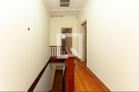 Corredor de casa para alugar com 3 quartos, 180m² em Barra Funda, São Paulo