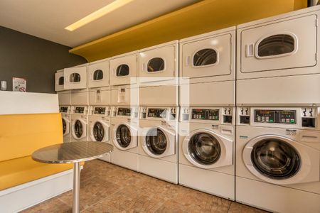 Área comum - Lavanderia de apartamento à venda com 1 quarto, 50m² em Jardim do Salso, Porto Alegre
