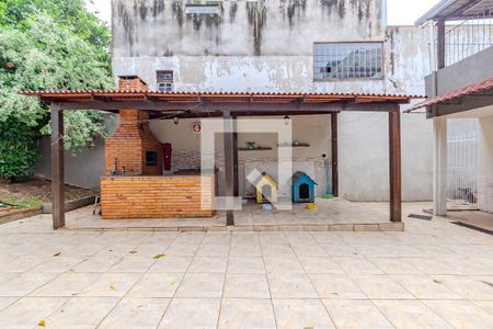 Quintal de casa à venda com 4 quartos, 250m² em Nonoai, Porto Alegre
