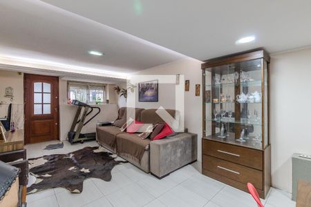 Sala de casa à venda com 4 quartos, 250m² em Nonoai, Porto Alegre