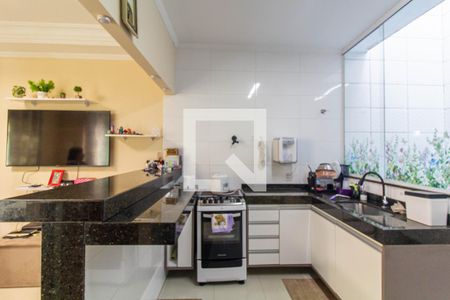 Cozinha de casa de condomínio à venda com 3 quartos, 100m² em Vila Sao Silvestre (zona Leste), São Paulo