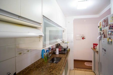 Cozinha de apartamento à venda com 3 quartos, 69m² em Taboão, Diadema